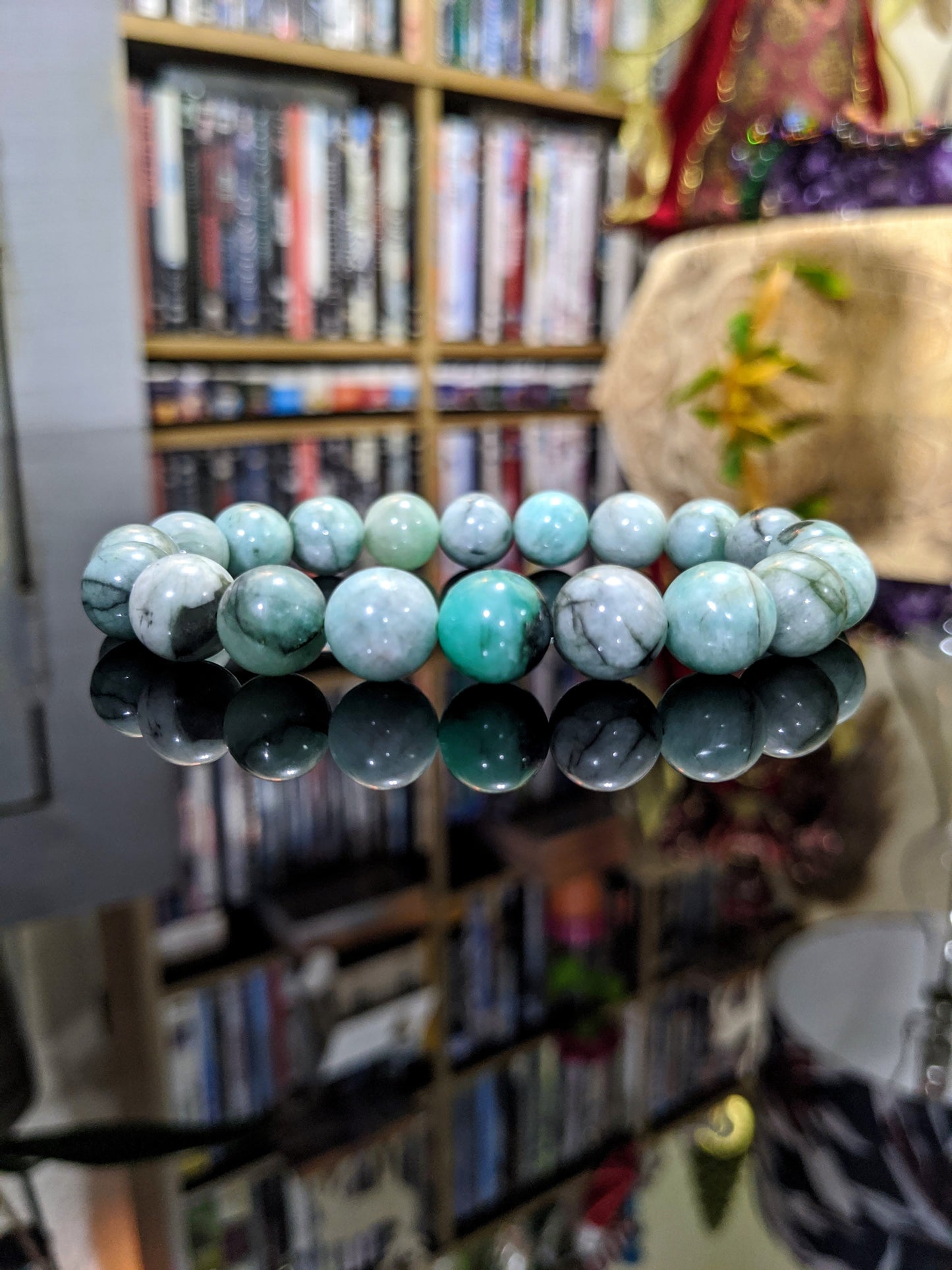 154.1 Cts, 2A+ Emerald bead bracelet for Men Stretch 10mm, Brazilian