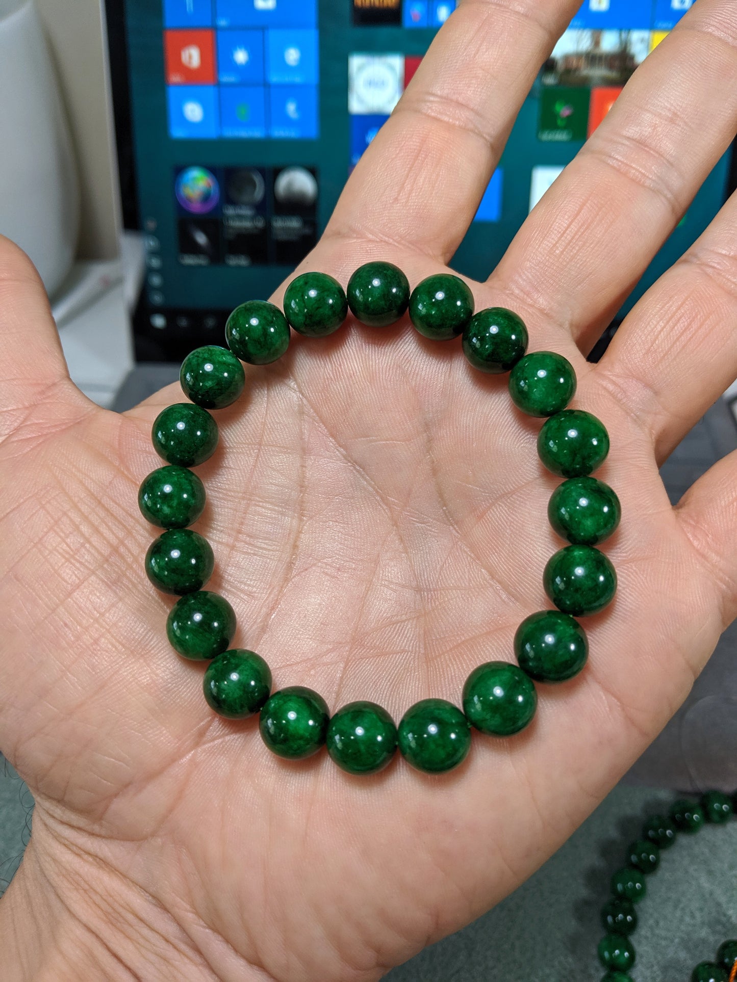 Give me Green! | Rich Green JADE Bead Bracelet Men Stretch 10mm