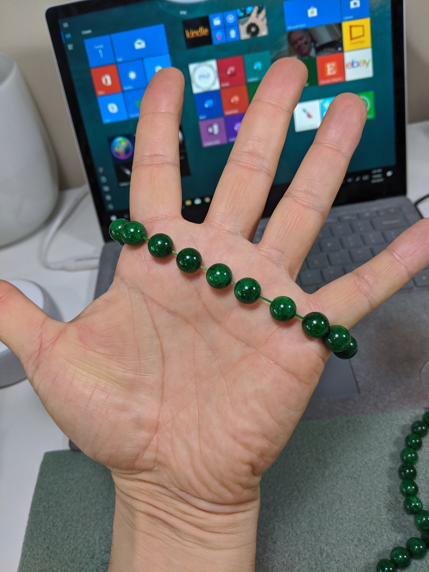 Give me Green! | Rich Green JADE Bead Bracelet Men Stretch 10mm