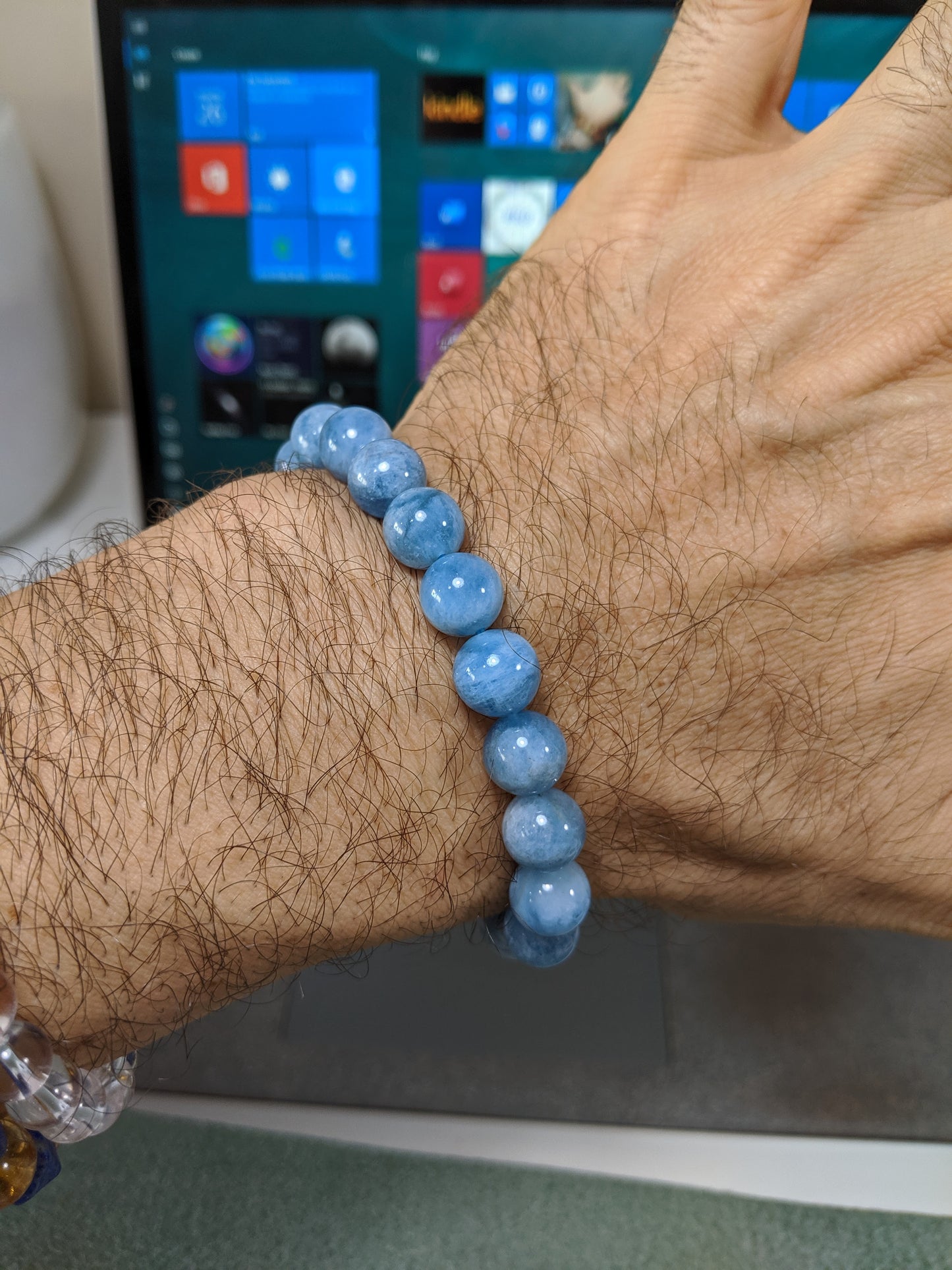 Oasis of Tranquility. | Aquamarine bead bracelet for Men Stretch 10mm : Brazil