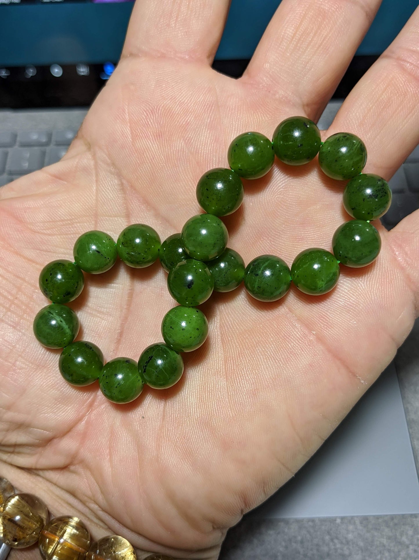 Kutcho NEPHRITE Jade Bead Bracelet for Men or Women Stretch 10mm, CANADA