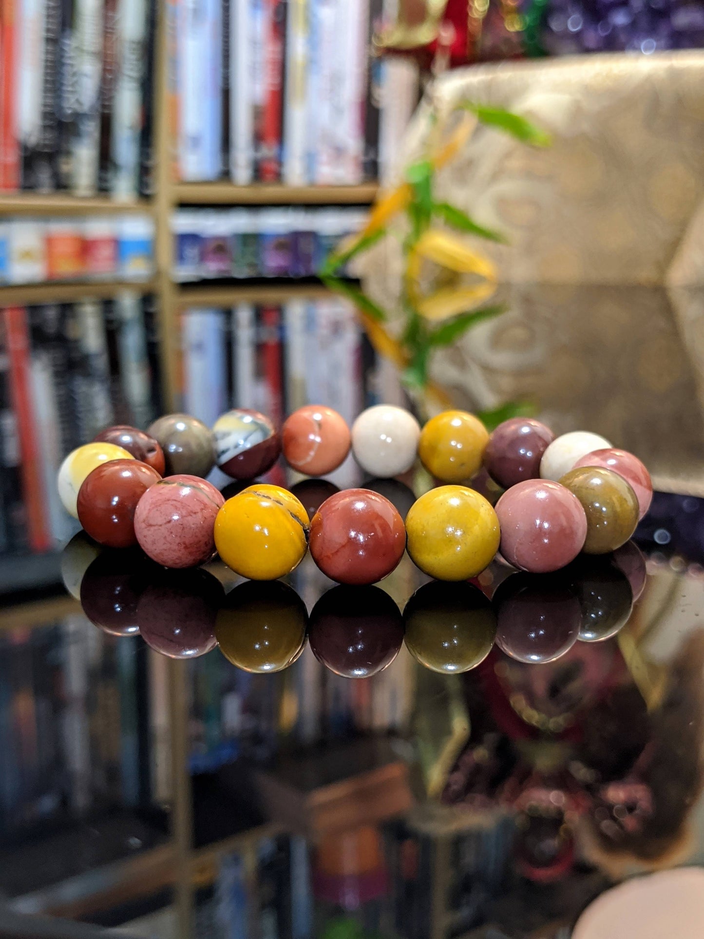 Aussie's finest | Mookaite bead bracelet for Men Stretch 12mm